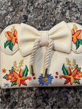 Cream Floral Embroidered Bow Wallet. Disney LoungeFly